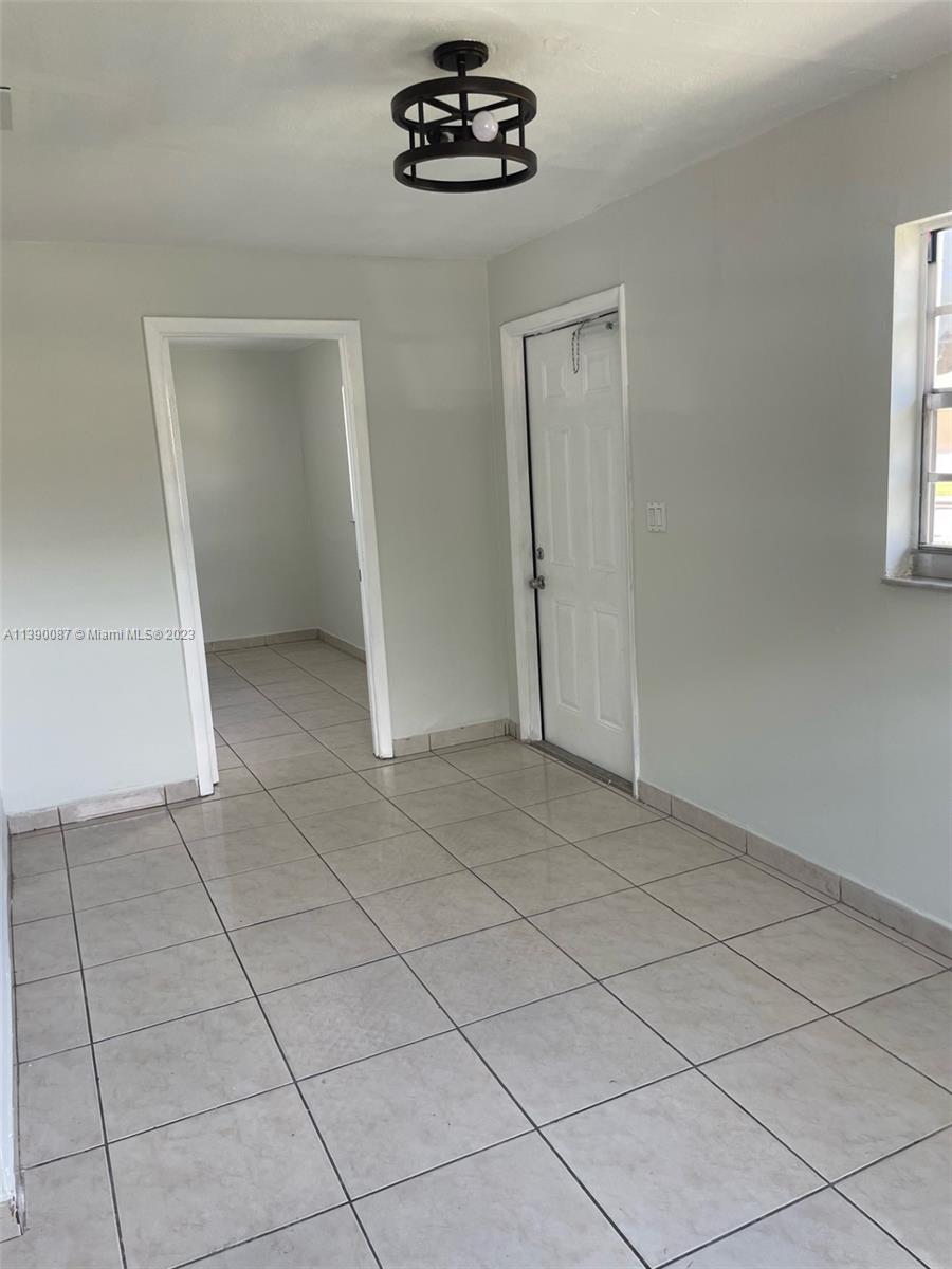 TAMIAMI CITY - Residential Lease