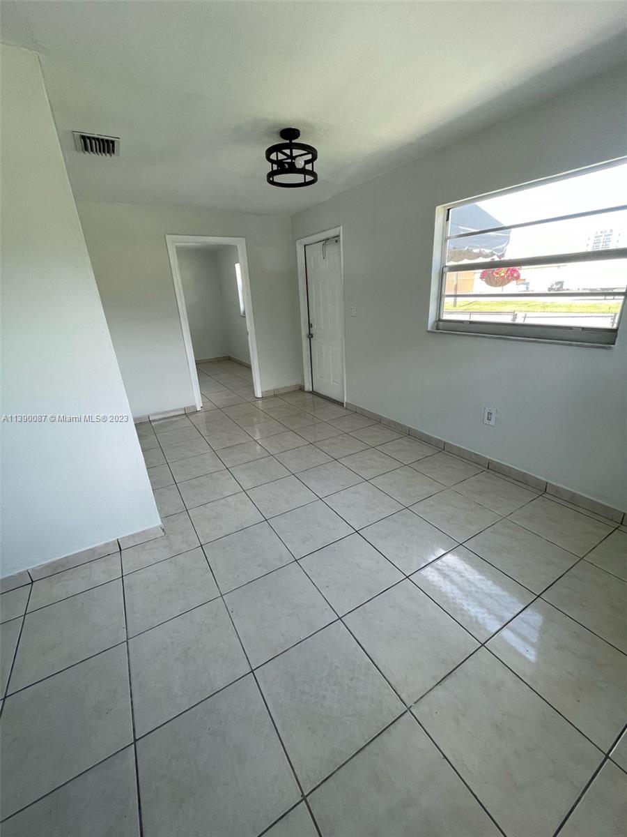 TAMIAMI CITY - Residential Lease