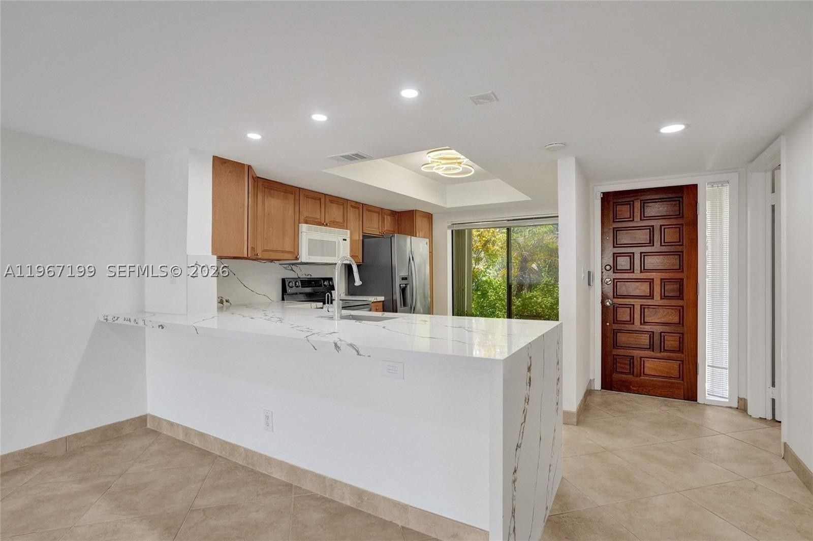 LAKEVIEW TOWNHOUSES CONDO - Residential