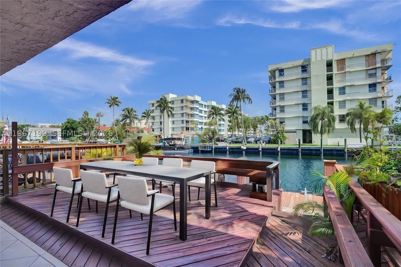 LAKEVIEW TOWNHOUSES CONDO - Residential