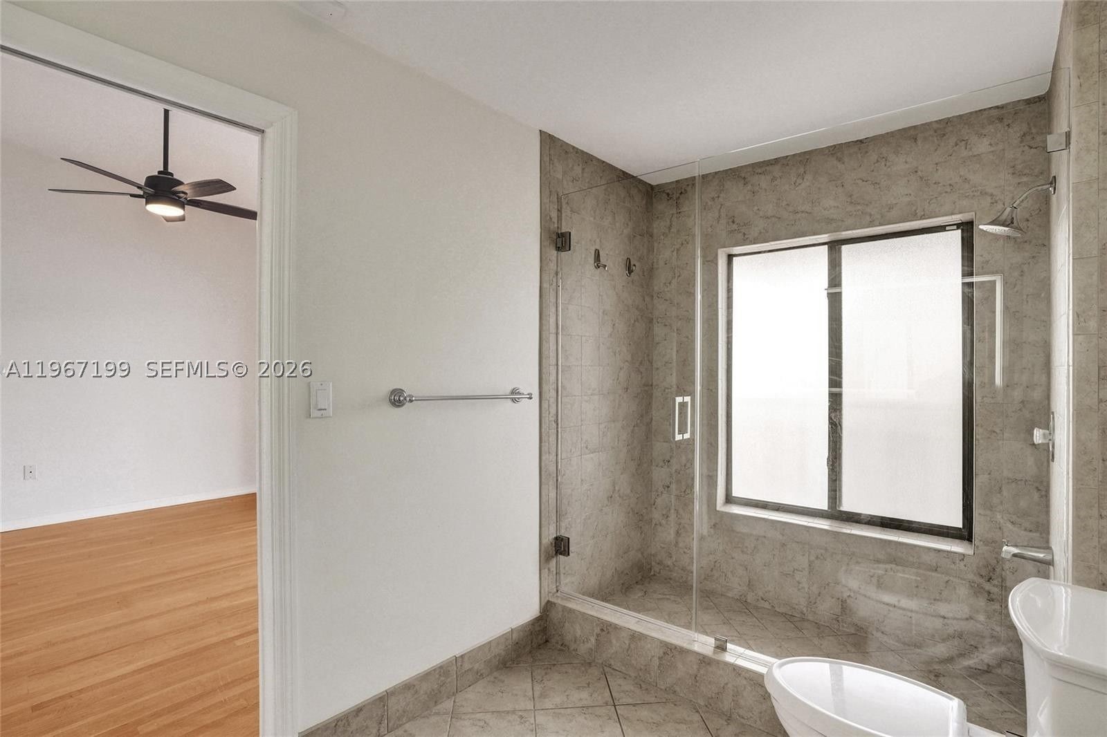 LAKEVIEW TOWNHOUSES CONDO - Residential
