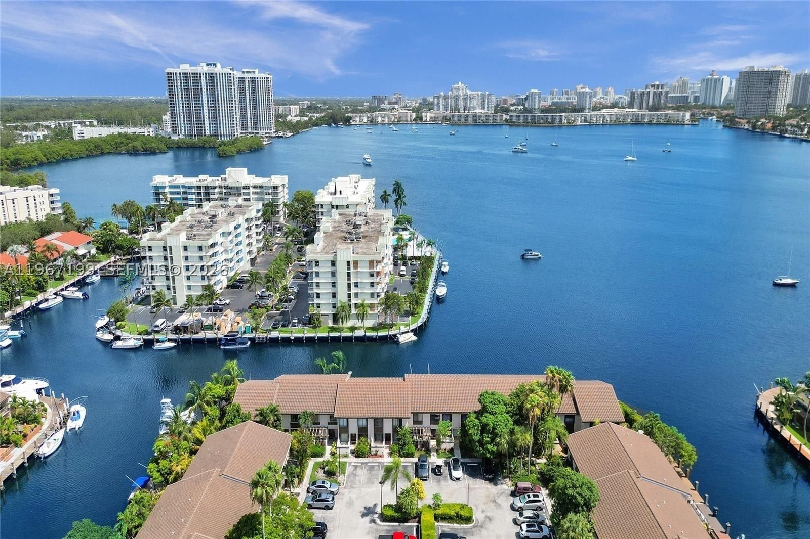 LAKEVIEW TOWNHOUSES CONDO - Residential