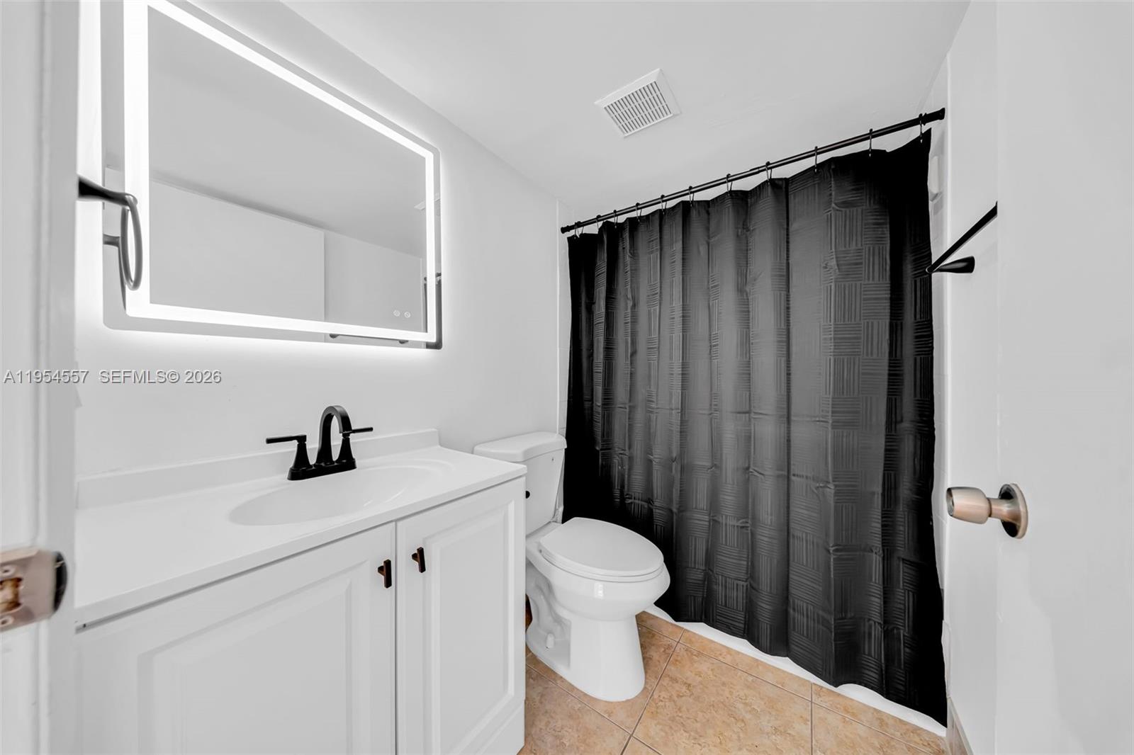FONTAINEBLEAU GARDENS CON - Residential