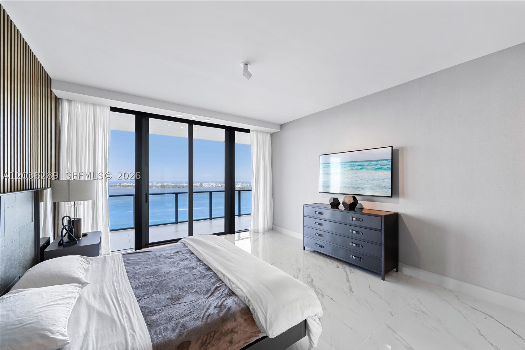 ONE PARAISO CONDO - Residential