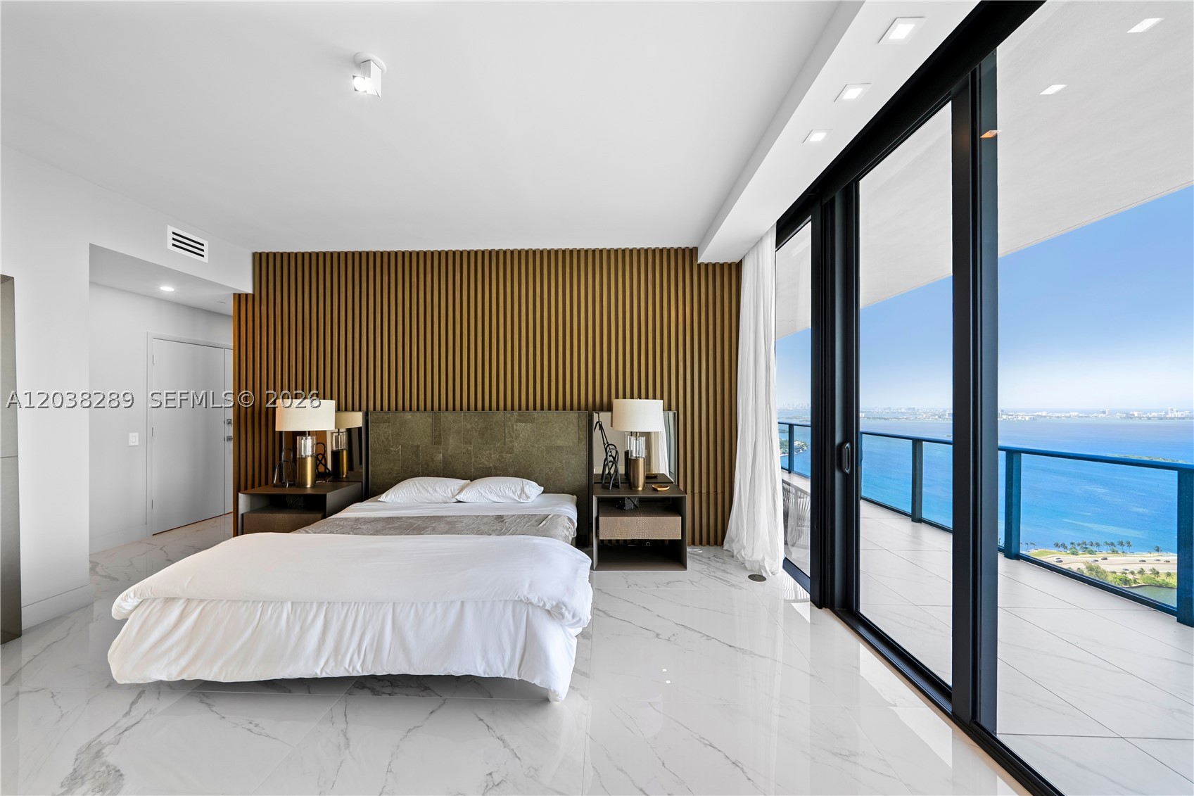 ONE PARAISO CONDO - Residential