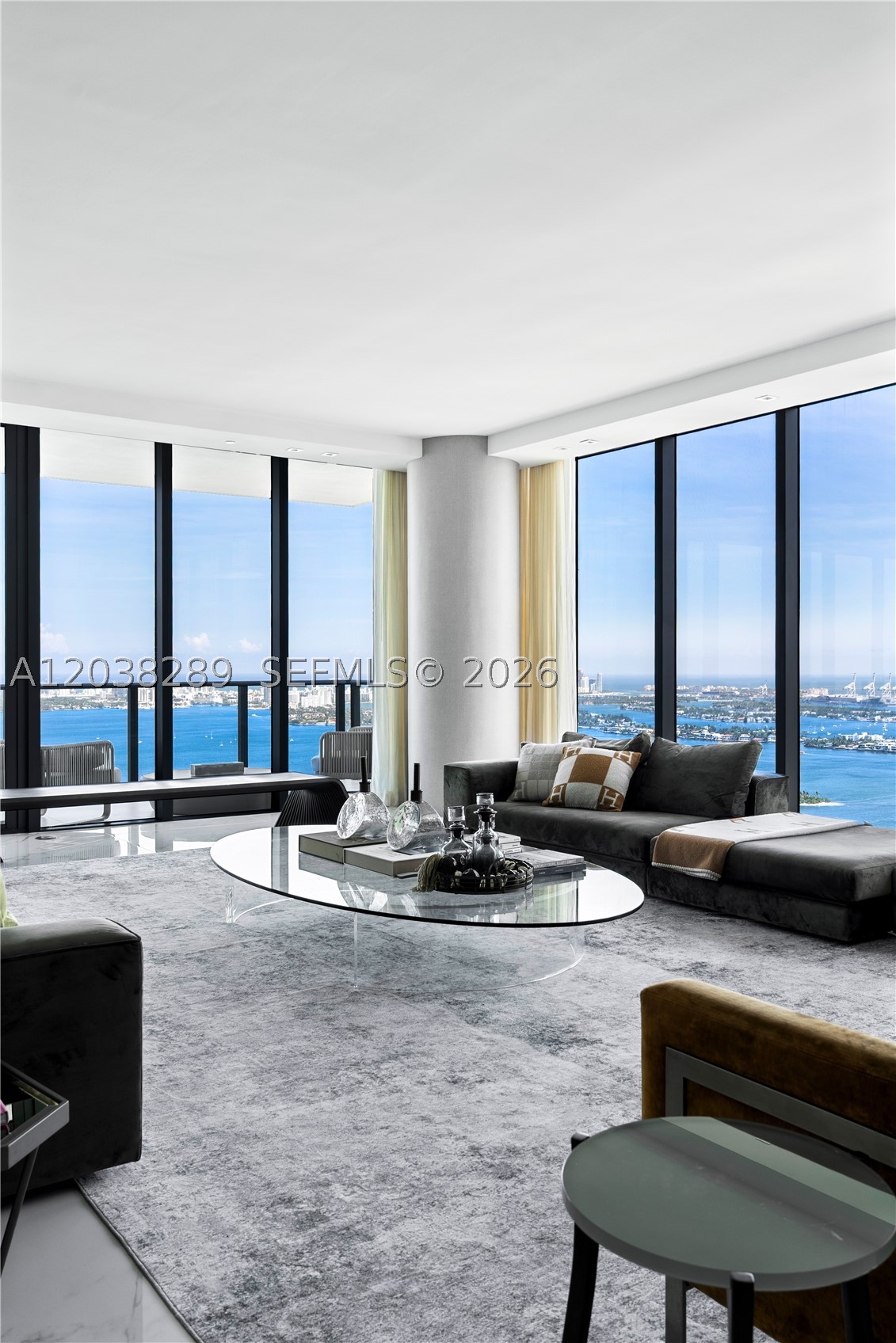 ONE PARAISO CONDO - Residential