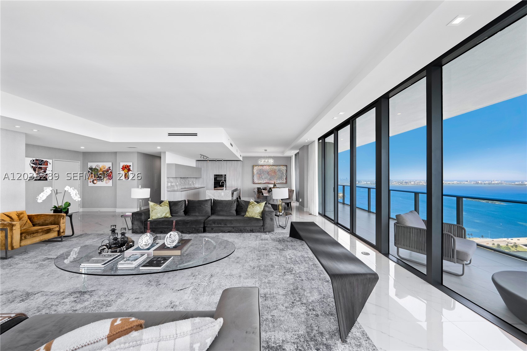 ONE PARAISO CONDO - Residential