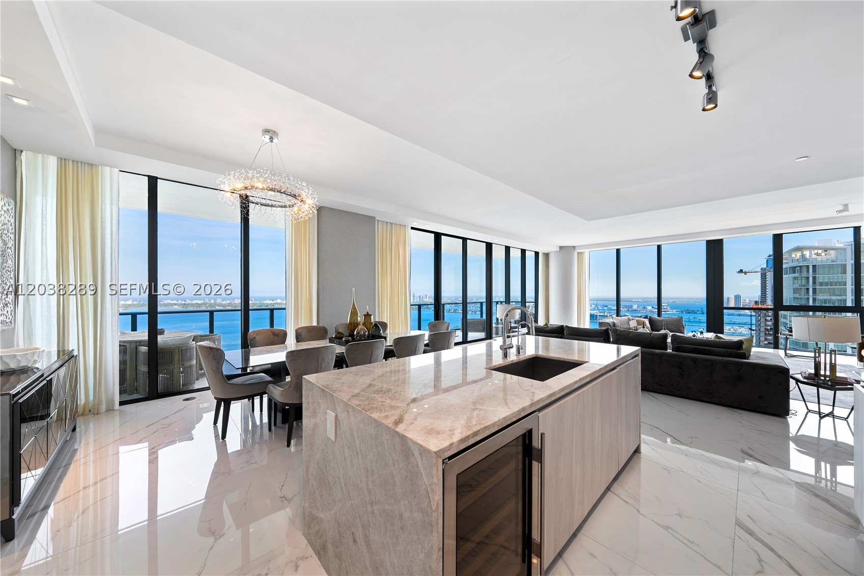 ONE PARAISO CONDO - Residential