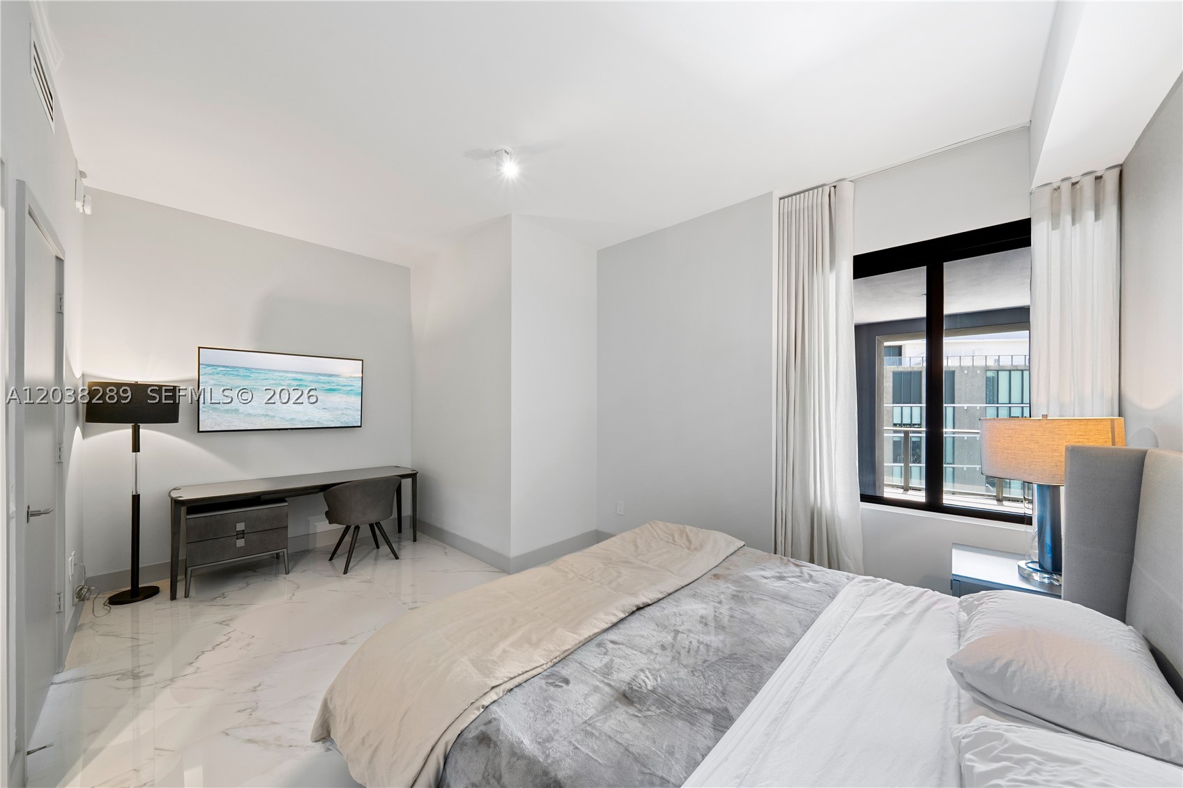 ONE PARAISO CONDO - Residential