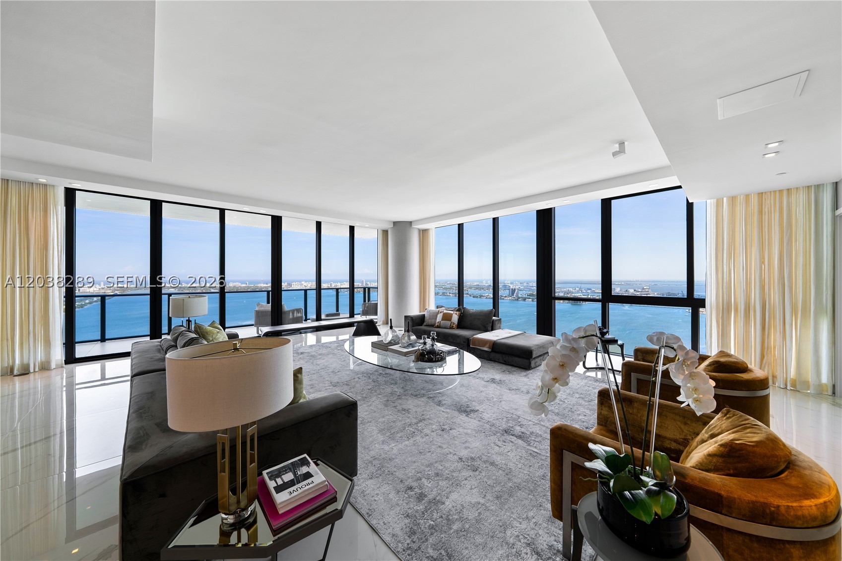 ONE PARAISO CONDO - Residential