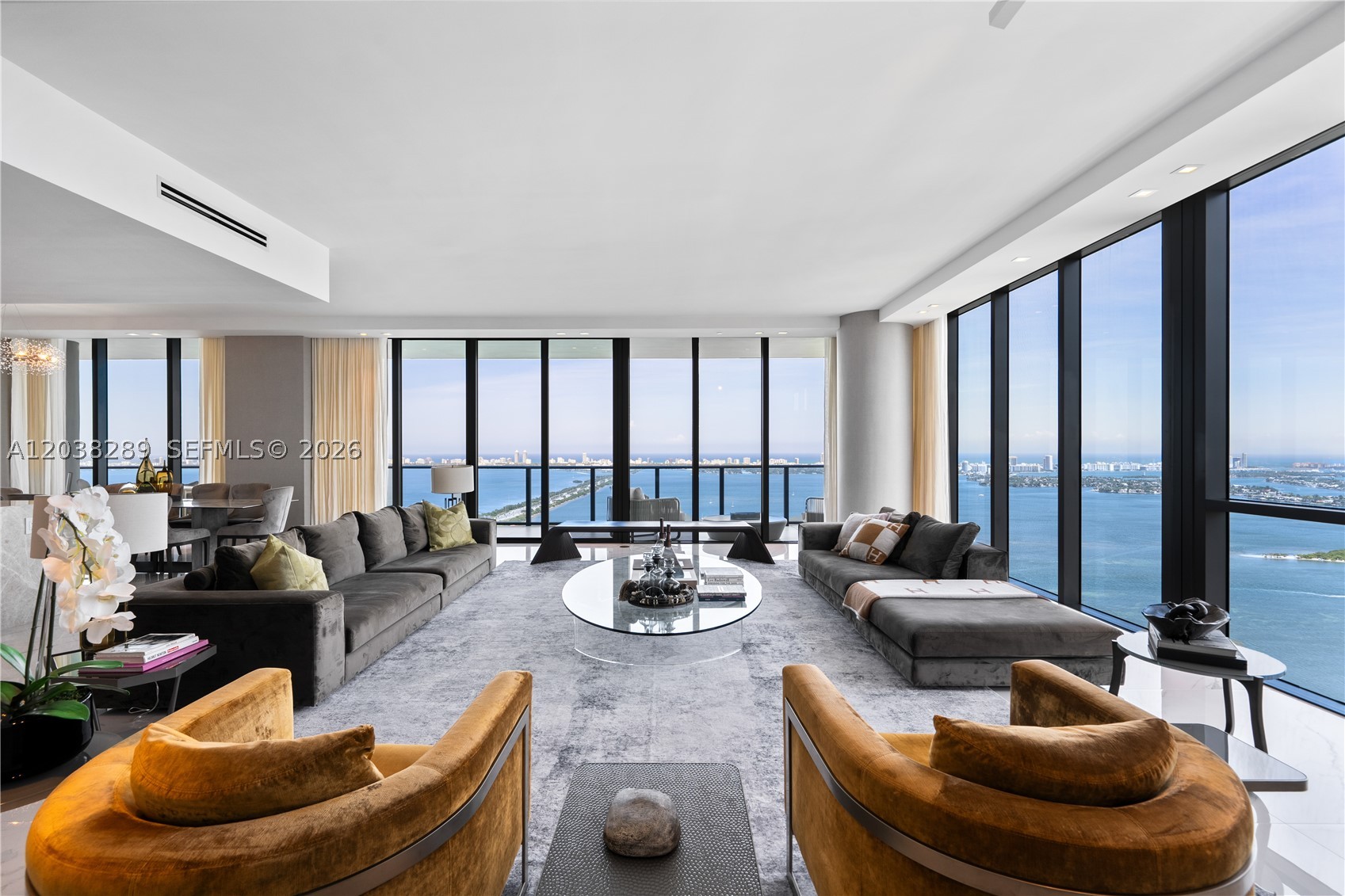 ONE PARAISO CONDO - Residential