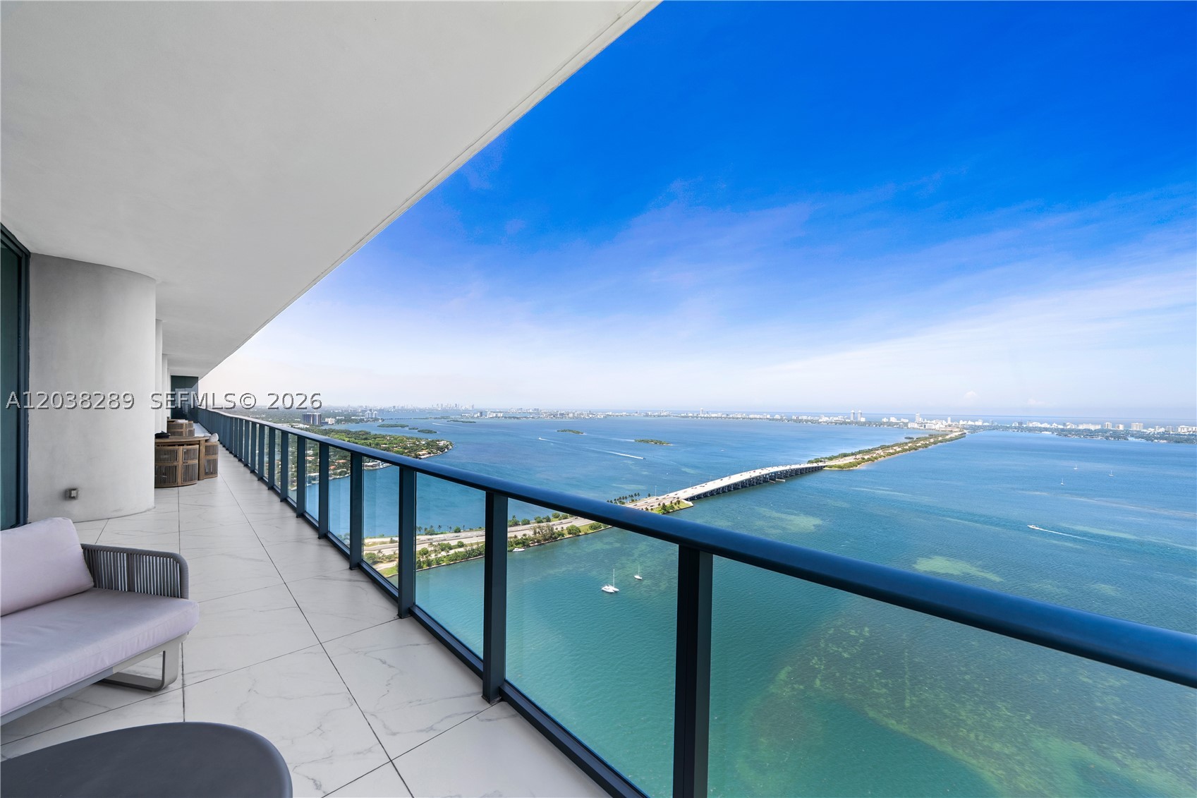 ONE PARAISO CONDO - Residential