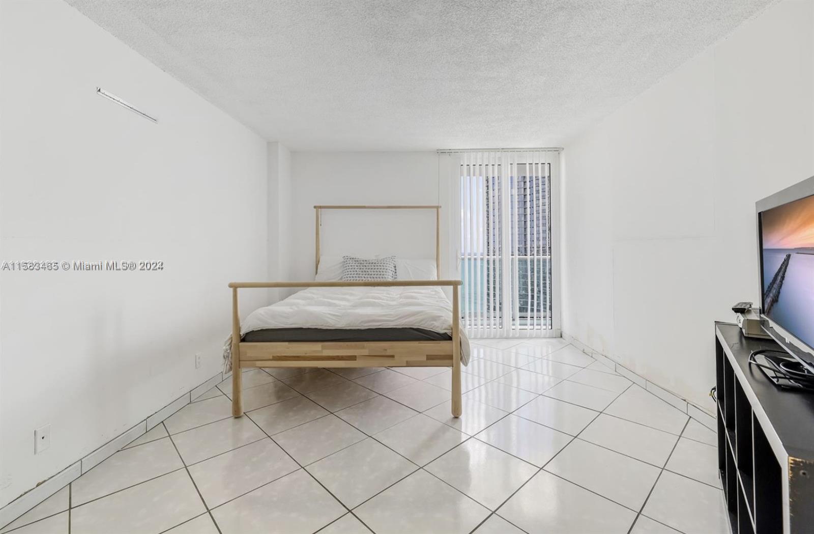 ARLEN HOUSE EAST CONDO - Residential