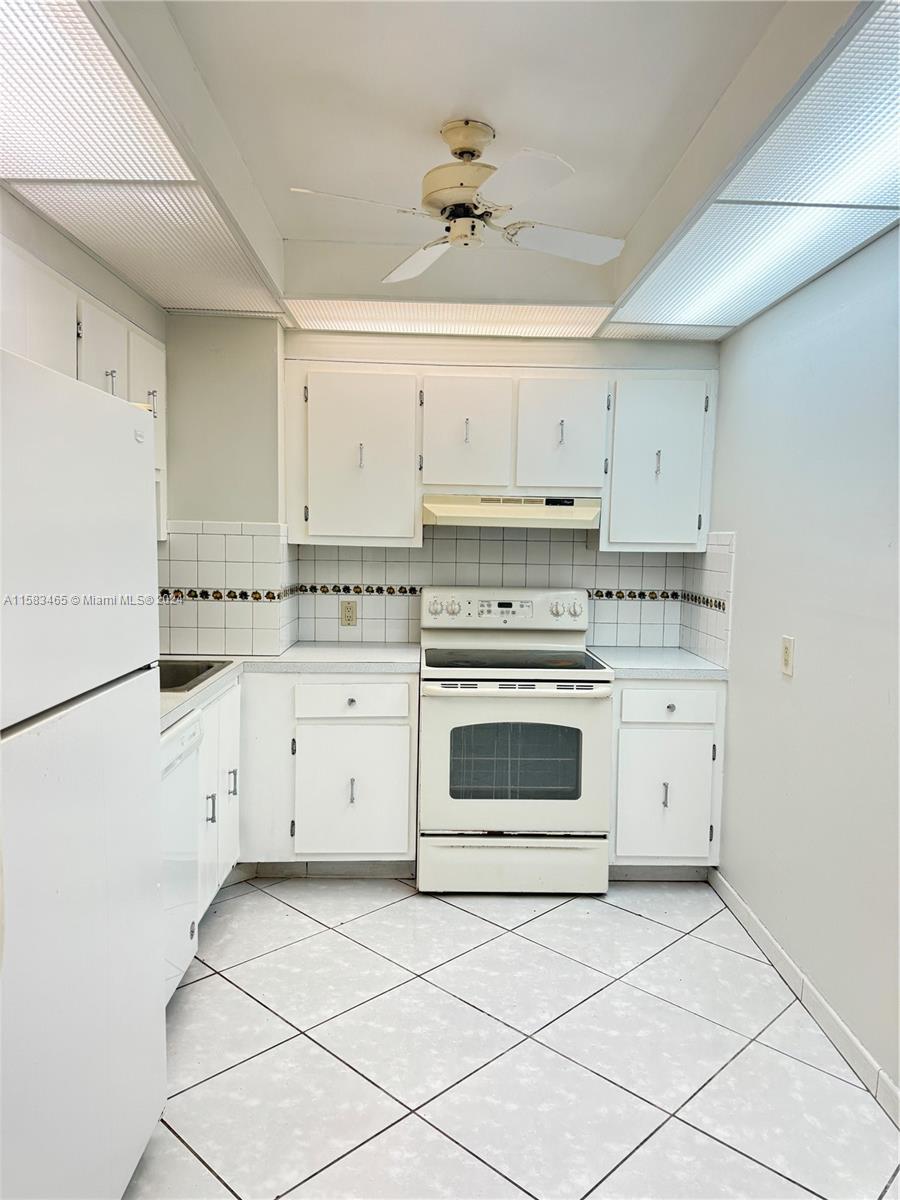 ARLEN HOUSE EAST CONDO - Residential