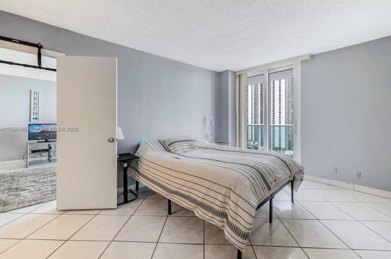 ARLEN HOUSE EAST CONDO - Residential