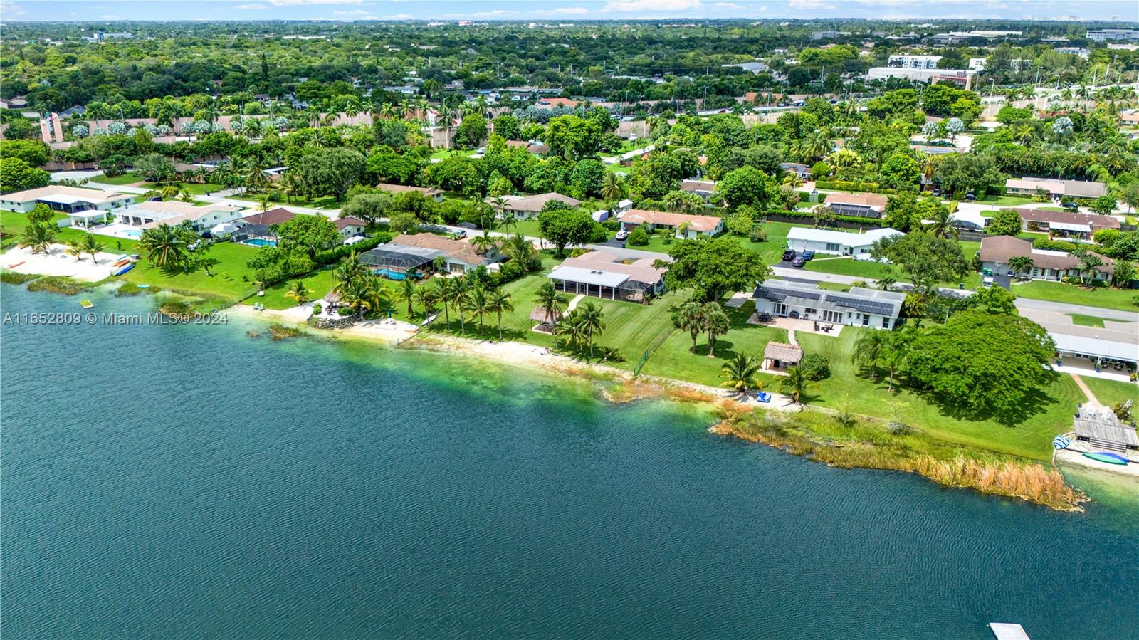 OAKLAND ACRES - Residential