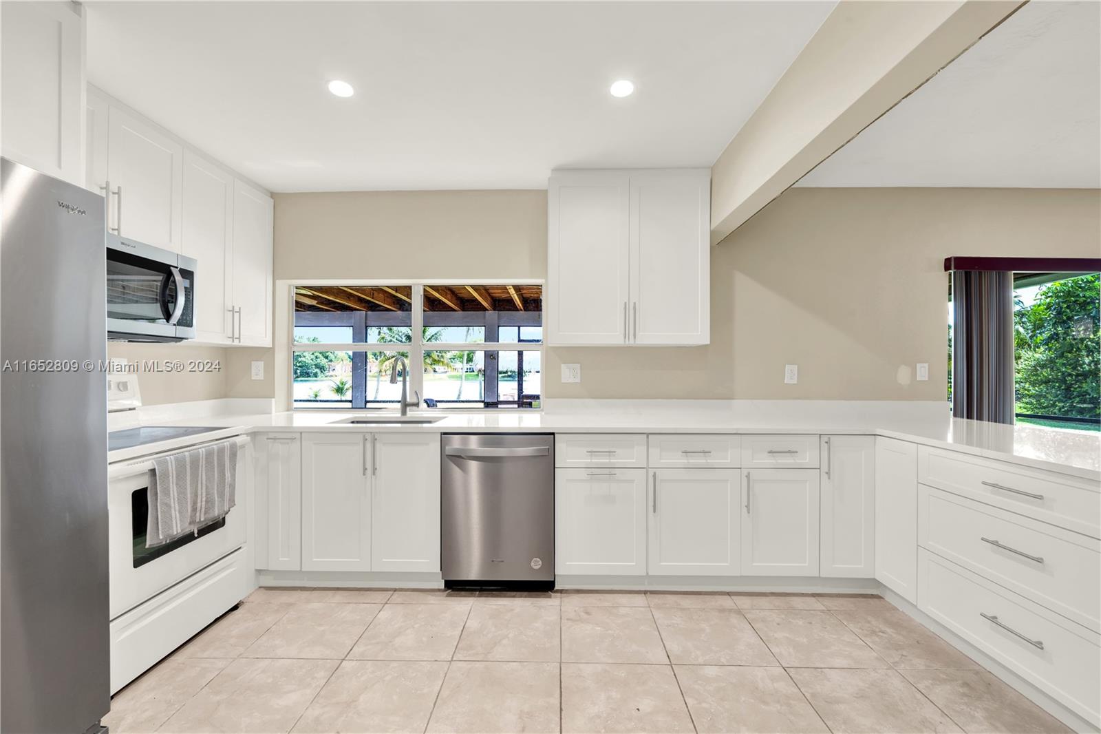 OAKLAND ACRES - Residential