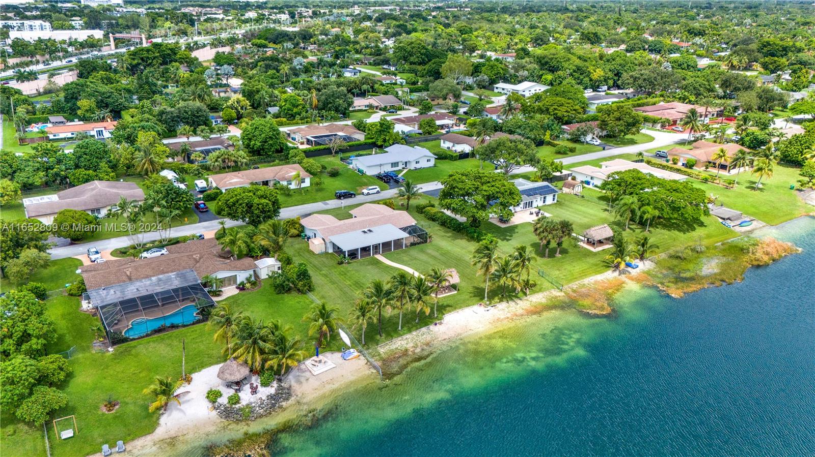 OAKLAND ACRES - Residential