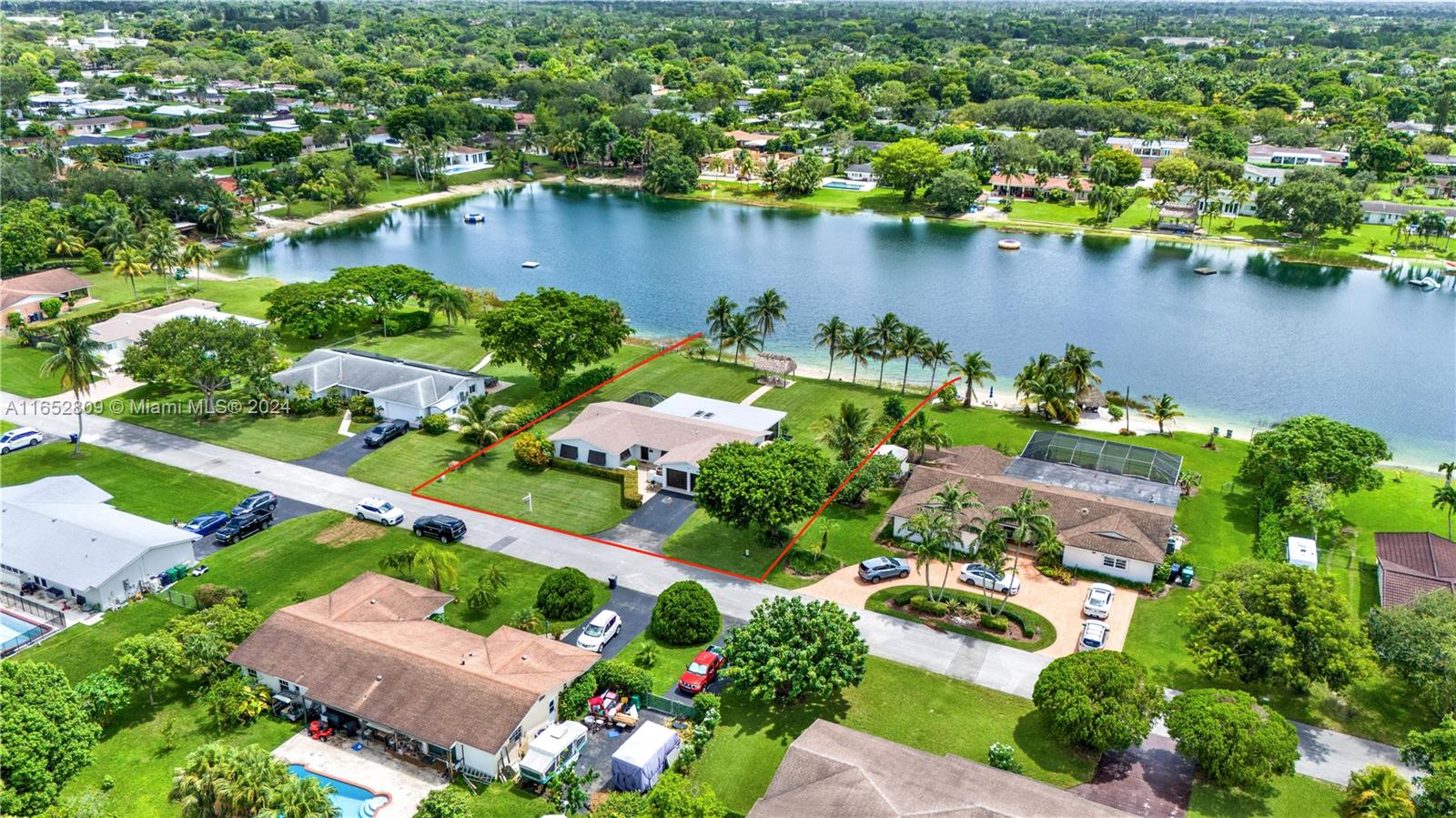 OAKLAND ACRES - Residential