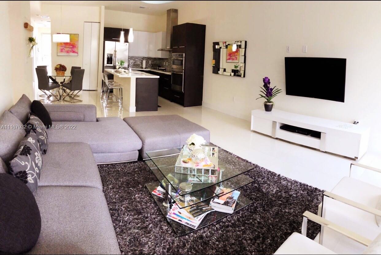 LANDMARK AT DORAL CONDO - Residential Lease