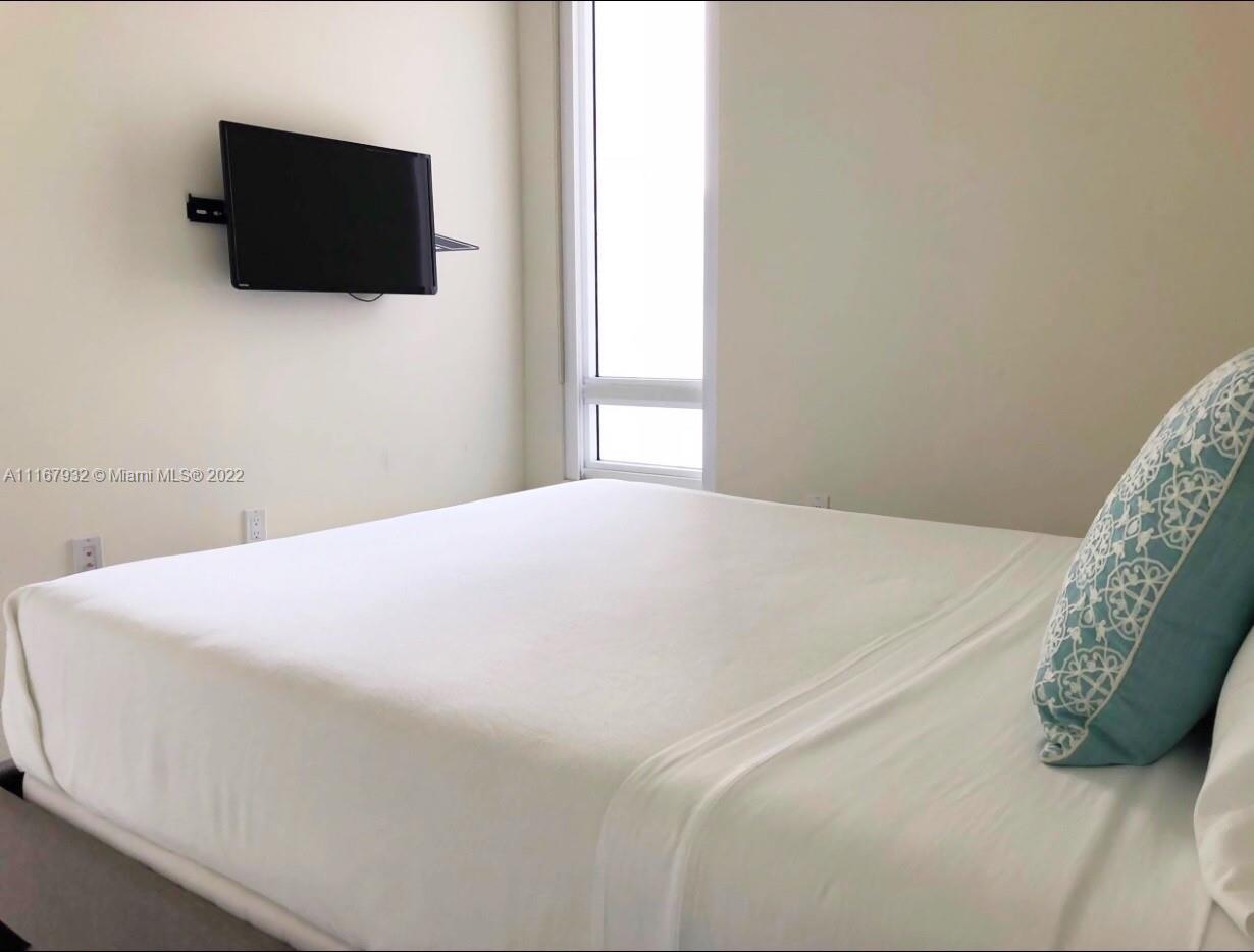 LANDMARK AT DORAL CONDO - Residential Lease