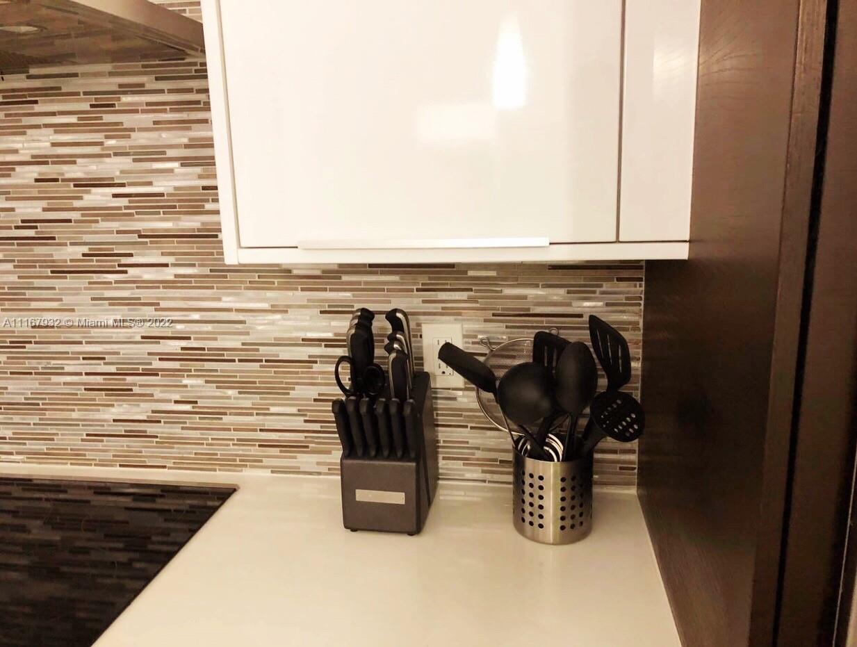 LANDMARK AT DORAL CONDO - Residential Lease