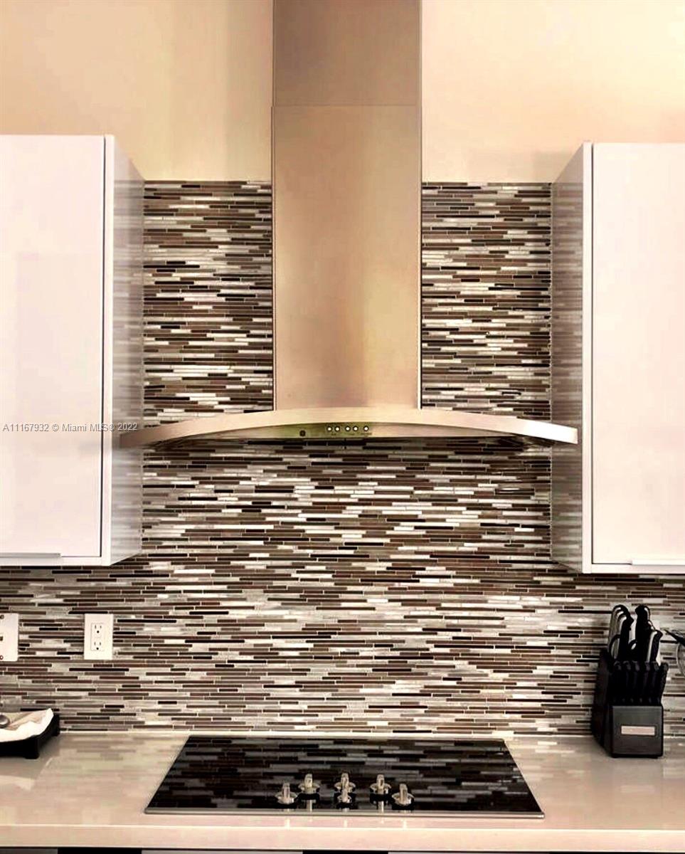 LANDMARK AT DORAL CONDO - Residential Lease