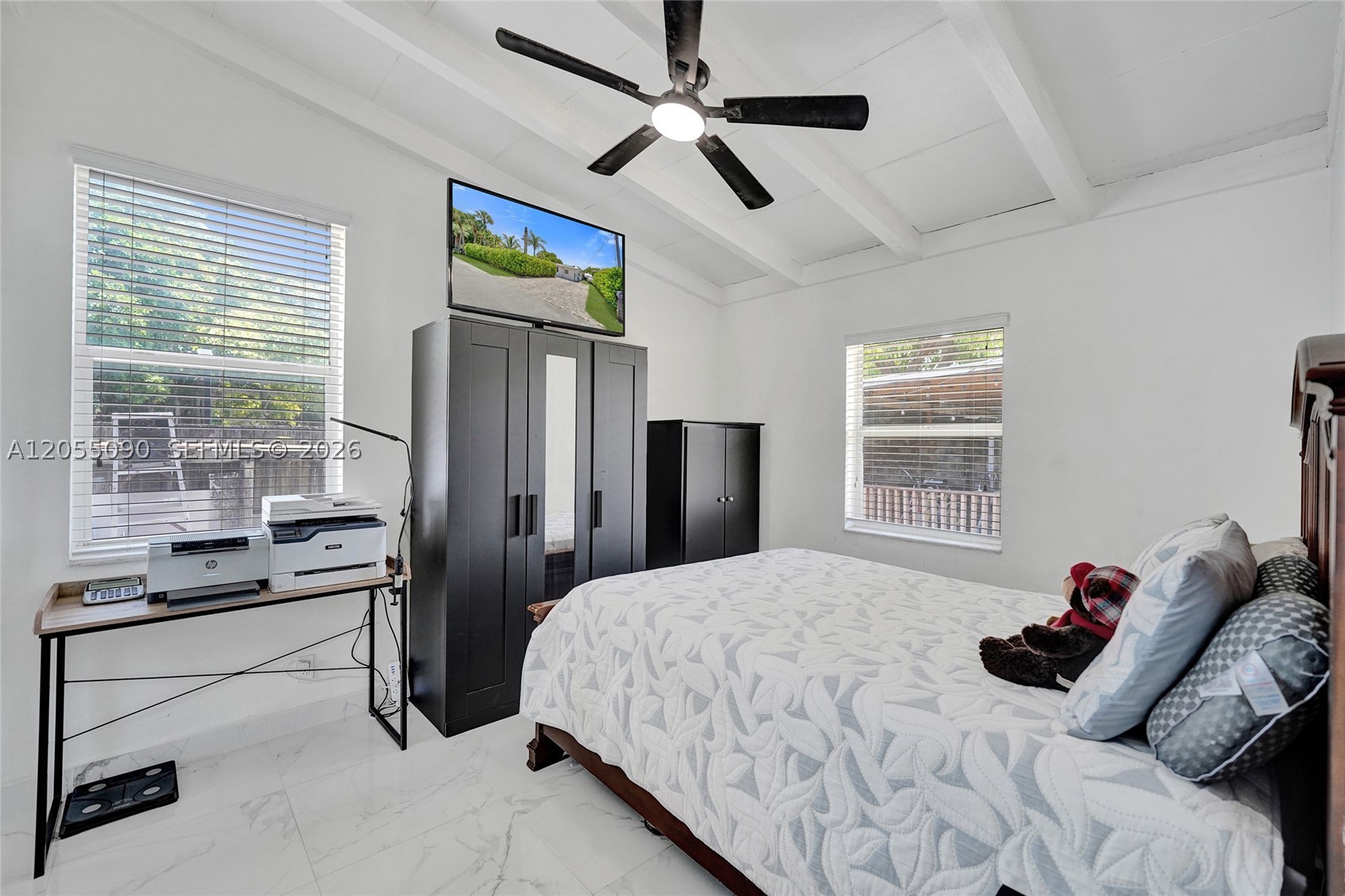 LAUDERDALE ISLES NO 2-BLK - Residential