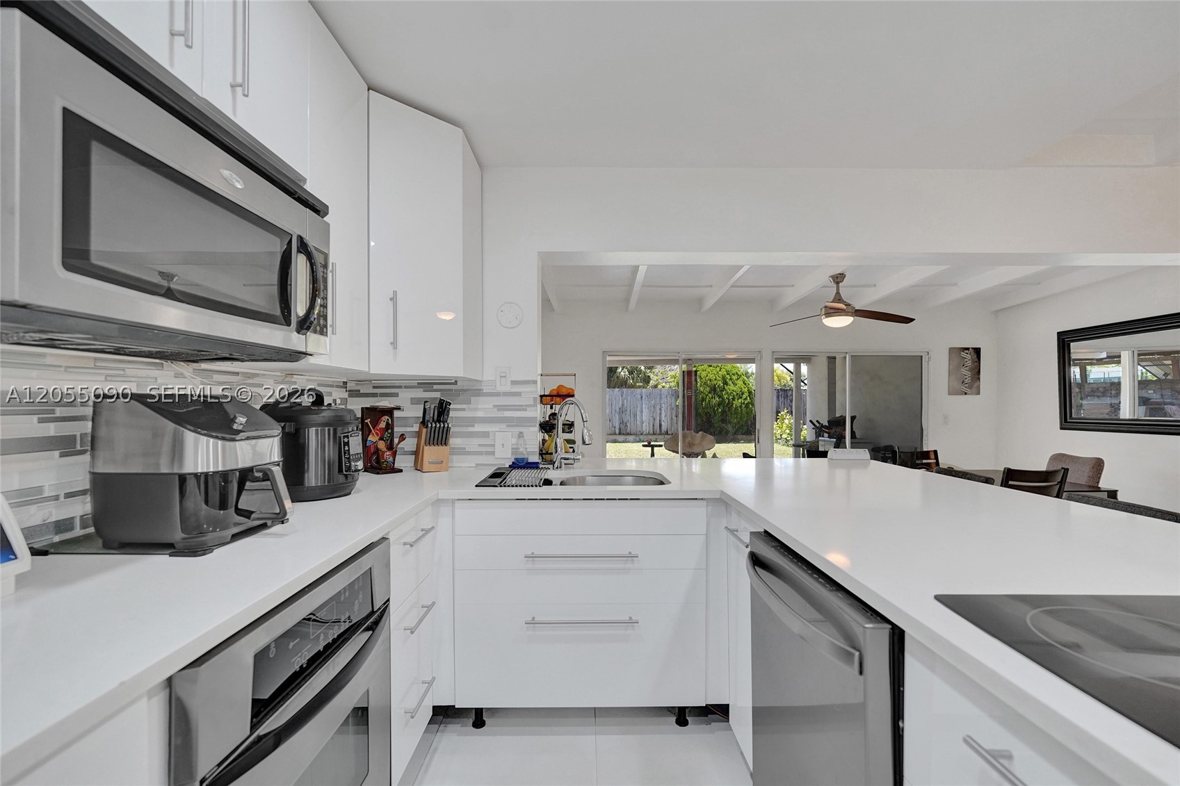 LAUDERDALE ISLES NO 2-BLK - Residential