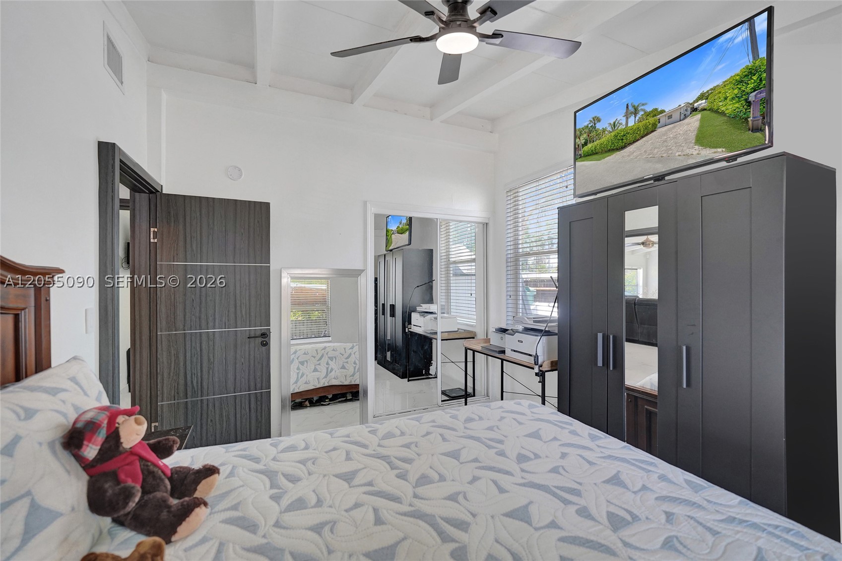 LAUDERDALE ISLES NO 2-BLK - Residential