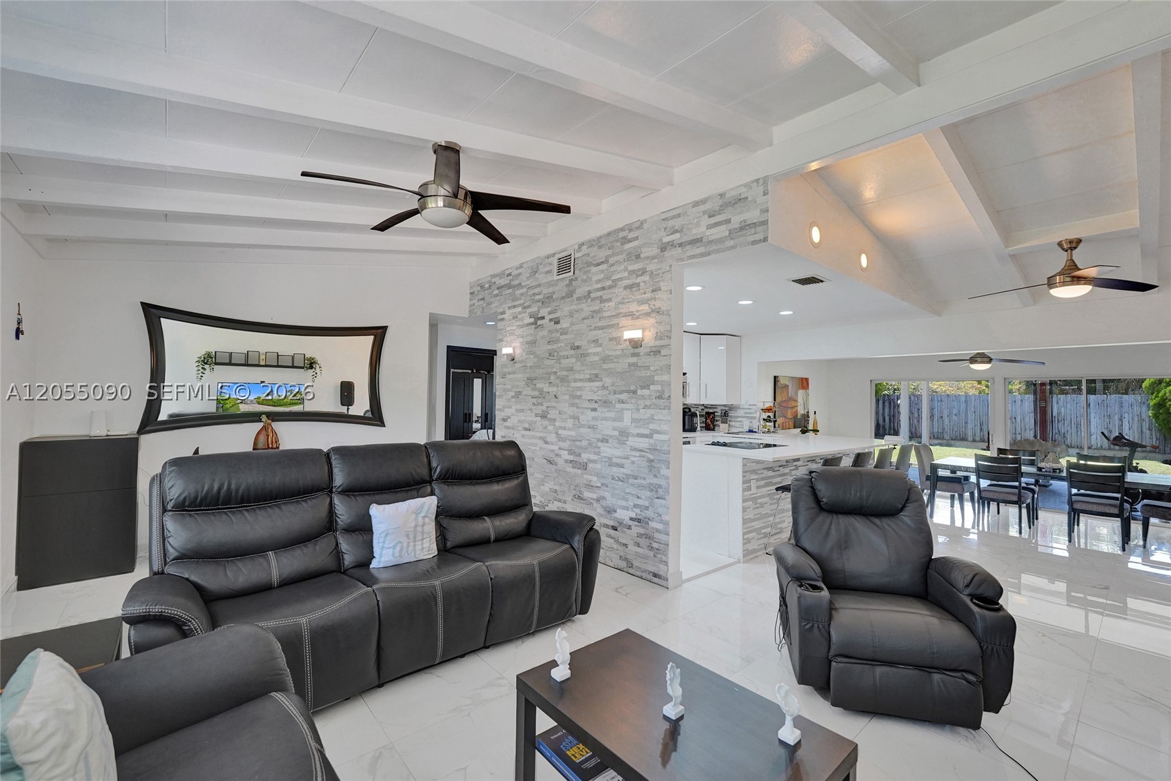 LAUDERDALE ISLES NO 2-BLK - Residential