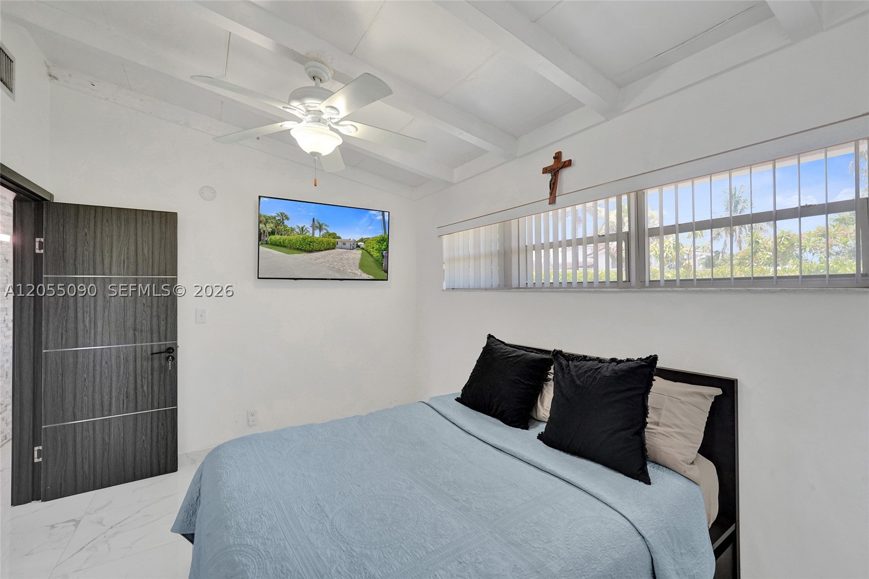 LAUDERDALE ISLES NO 2-BLK - Residential