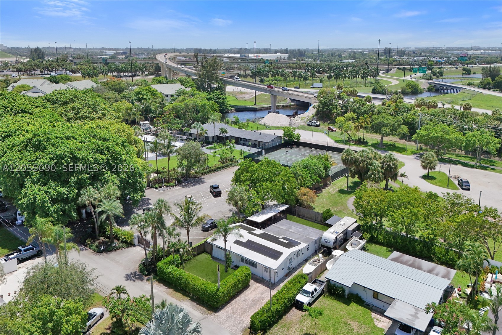LAUDERDALE ISLES NO 2-BLK - Residential