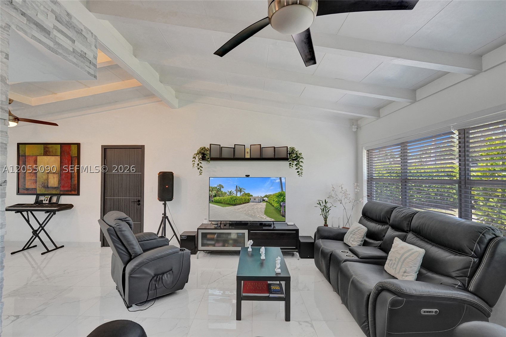 LAUDERDALE ISLES NO 2-BLK - Residential