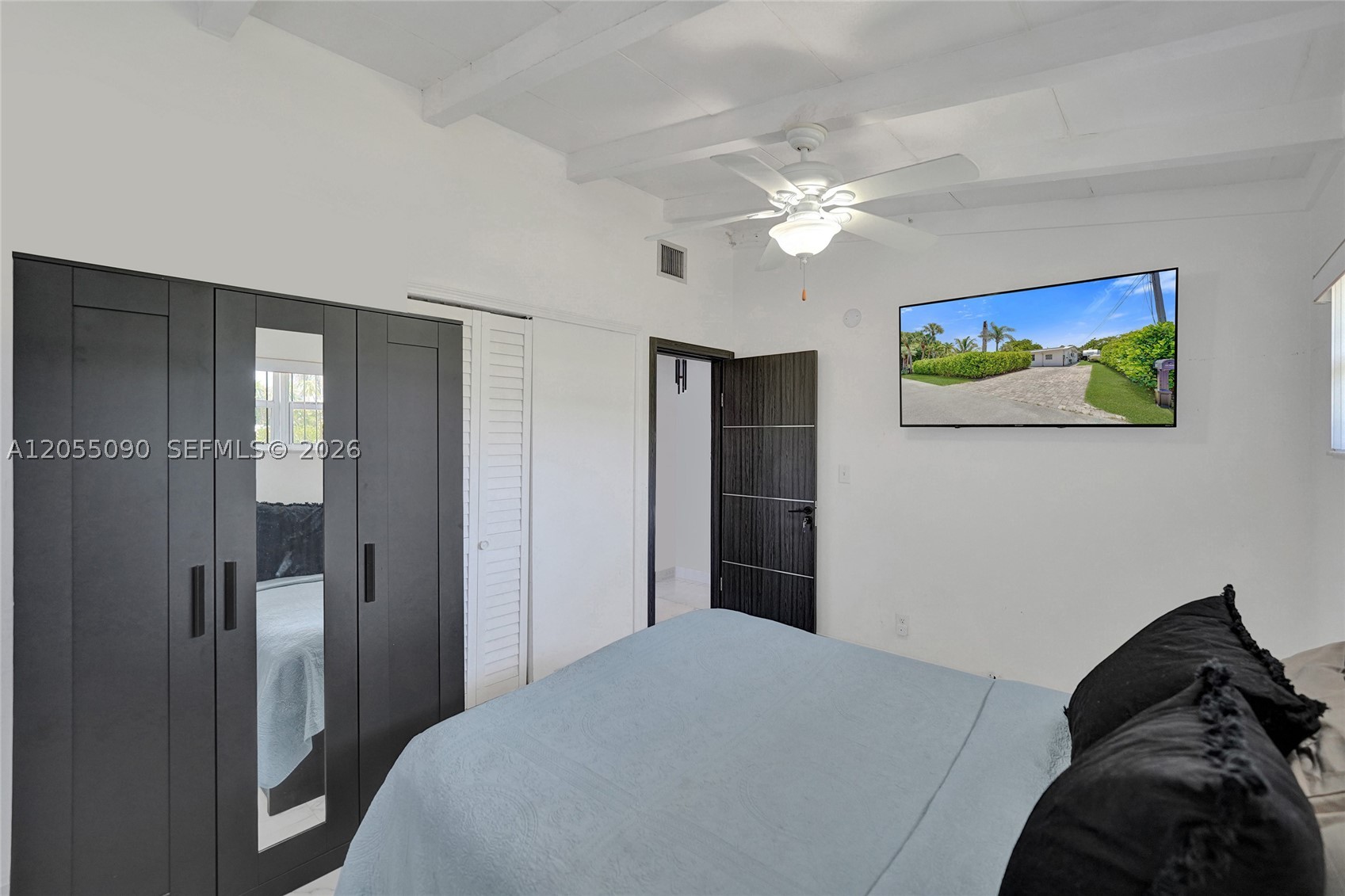 LAUDERDALE ISLES NO 2-BLK - Residential