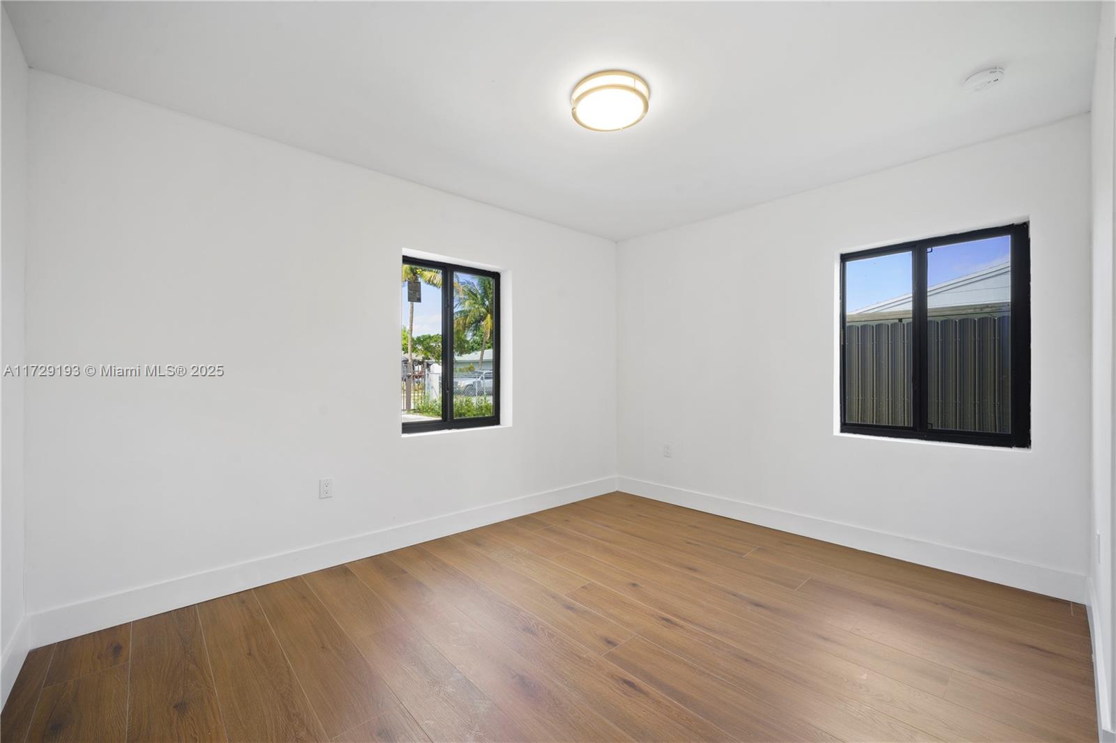 BISCAYNE RIVER GARDENS - Residential