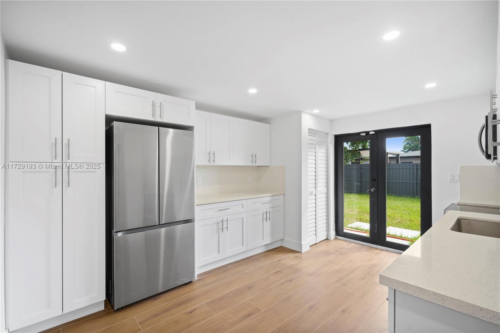 BISCAYNE RIVER GARDENS - Residential