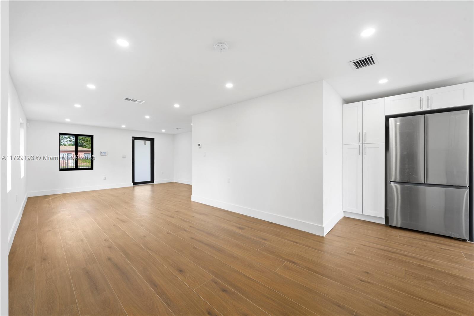 BISCAYNE RIVER GARDENS - Residential