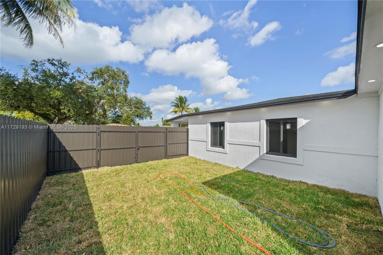 BISCAYNE RIVER GARDENS - Residential