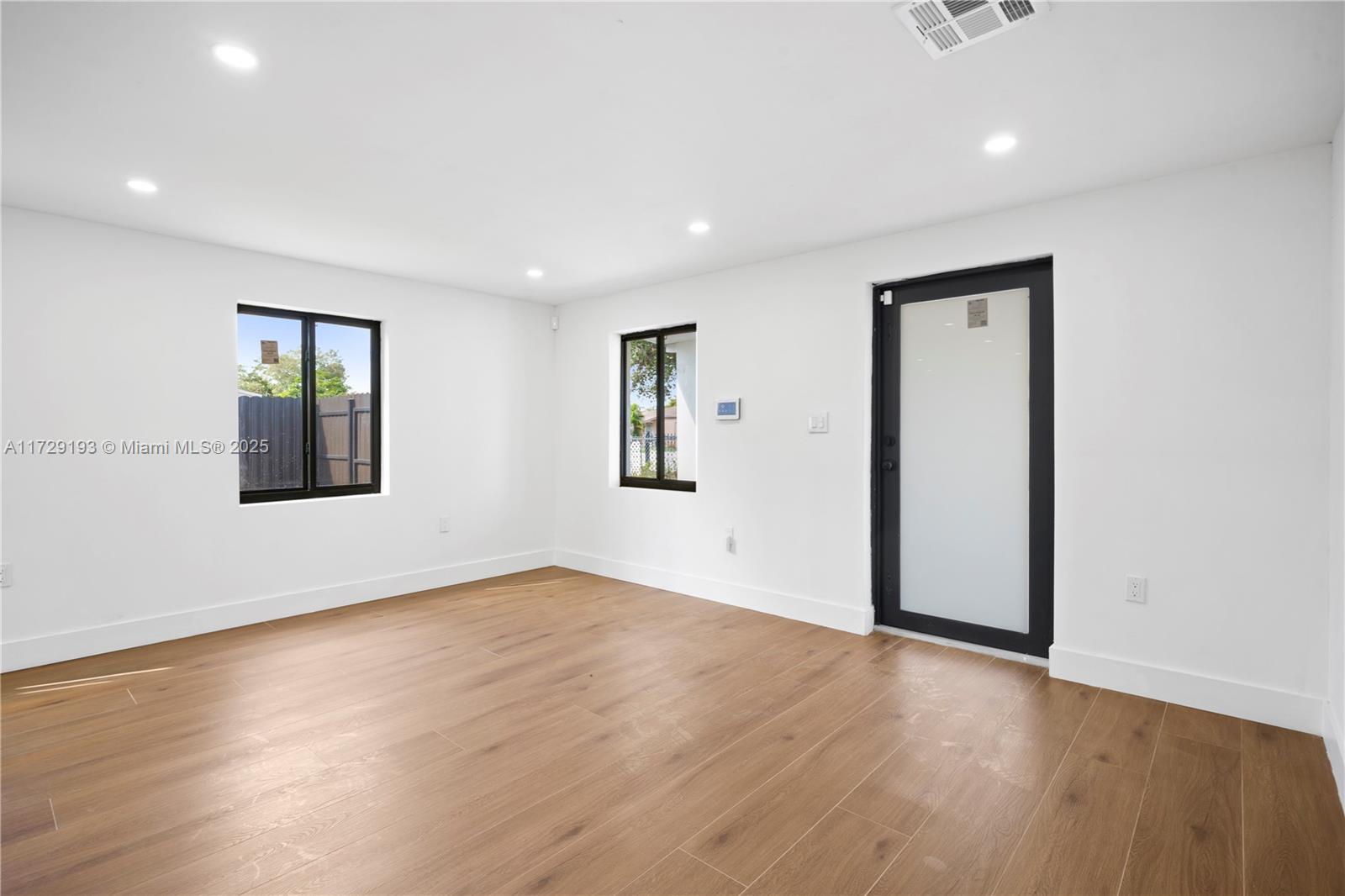 BISCAYNE RIVER GARDENS - Residential