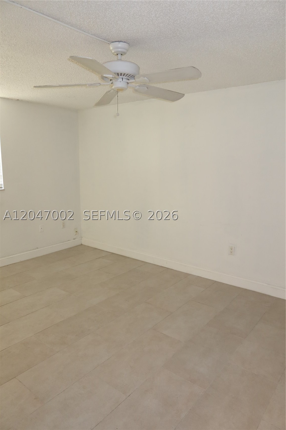 GARDENS OF KENDALL SO CON - Residential Lease