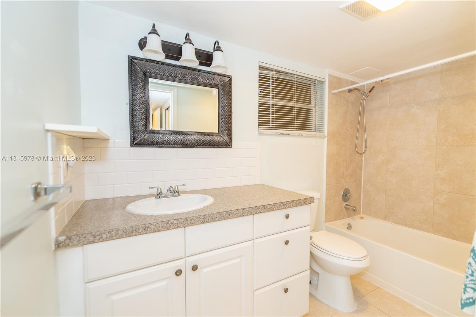 FIRST ENCOUNTER CONDO - Residential Lease