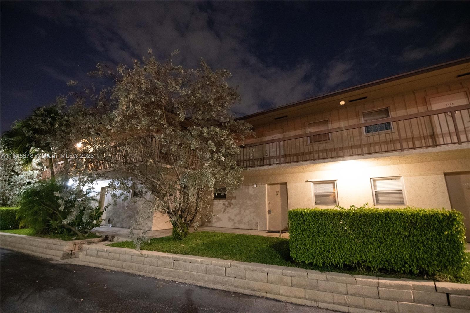 FIRST ENCOUNTER CONDO - Residential Lease