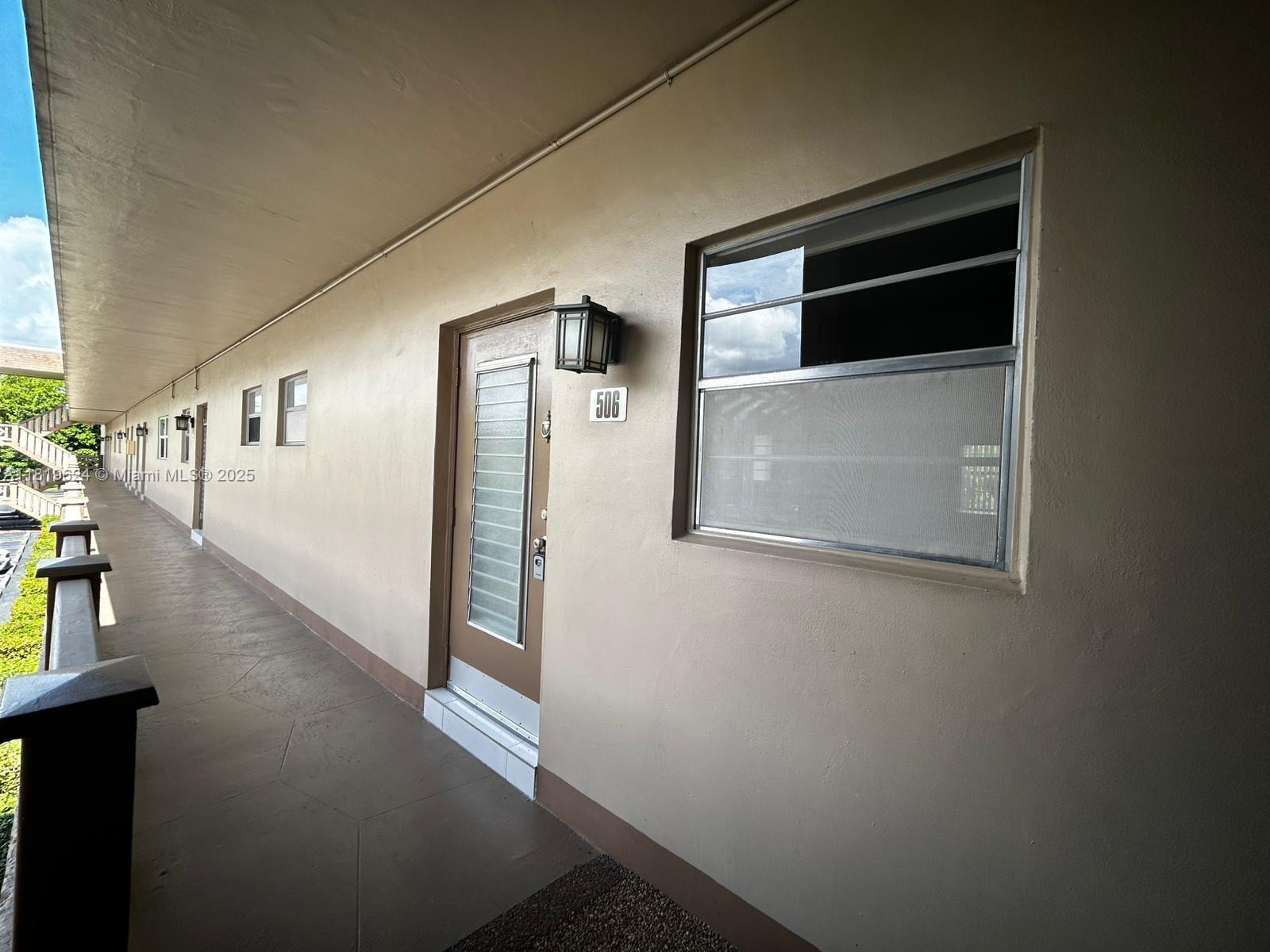 ALOHA GARDENS CONDO - Residential Lease