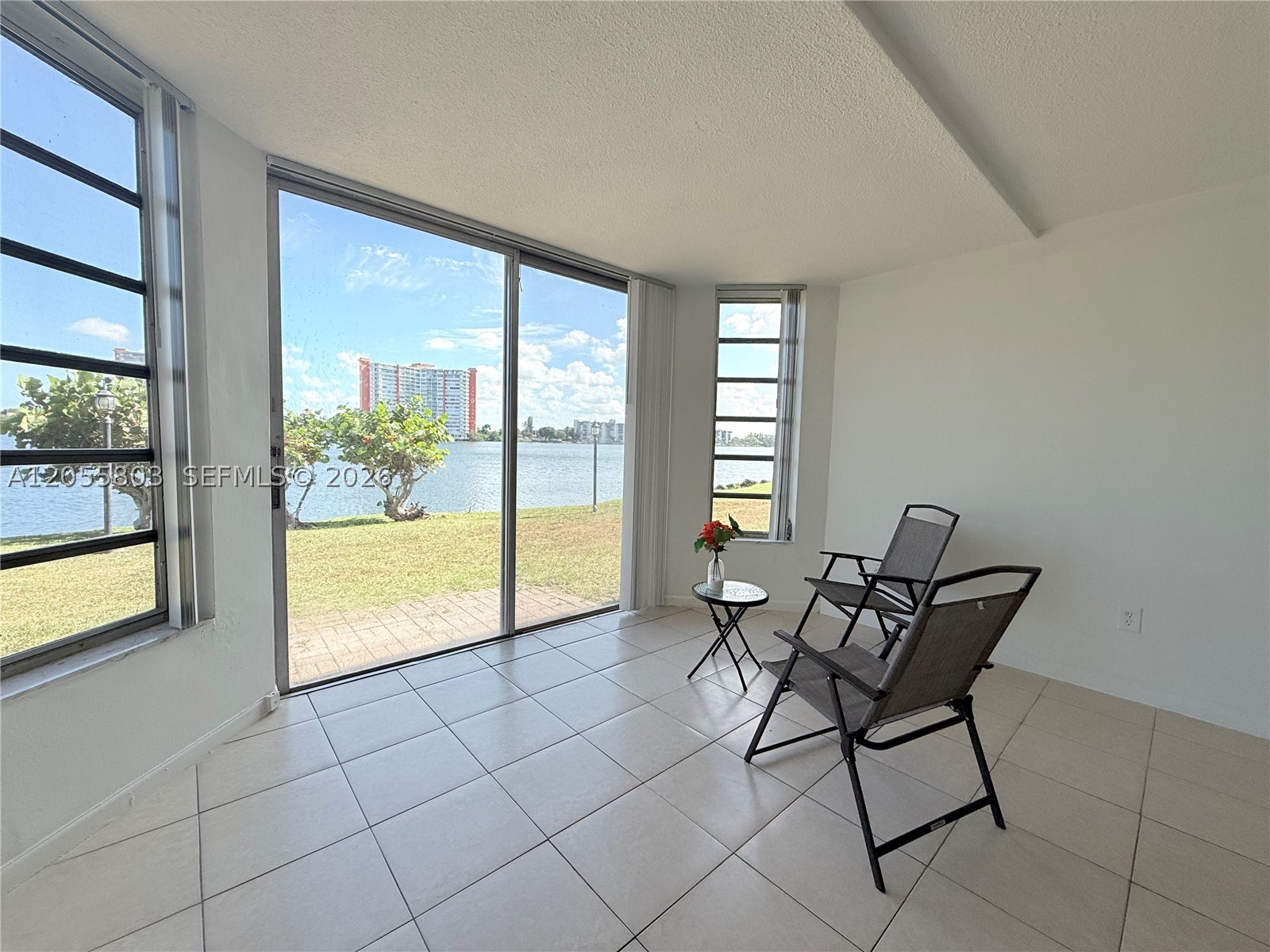 FIFTH FORUM CONDO - Residential Lease