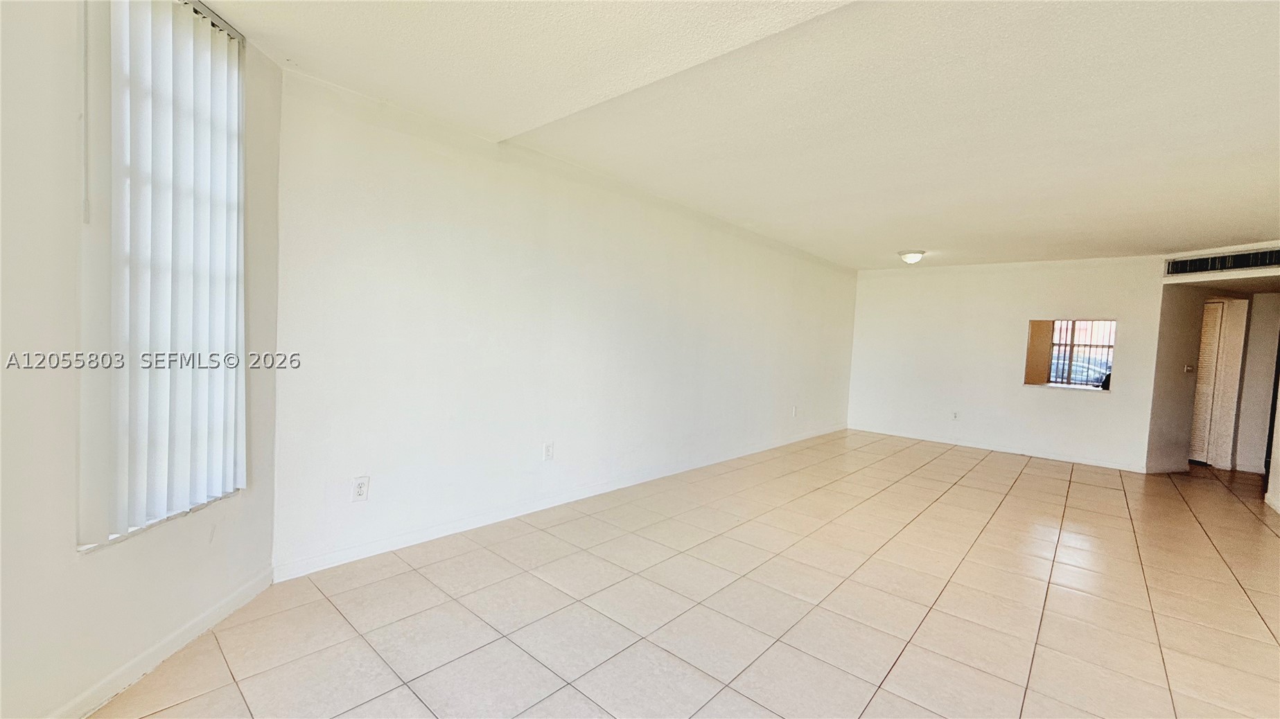 FIFTH FORUM CONDO - Residential Lease