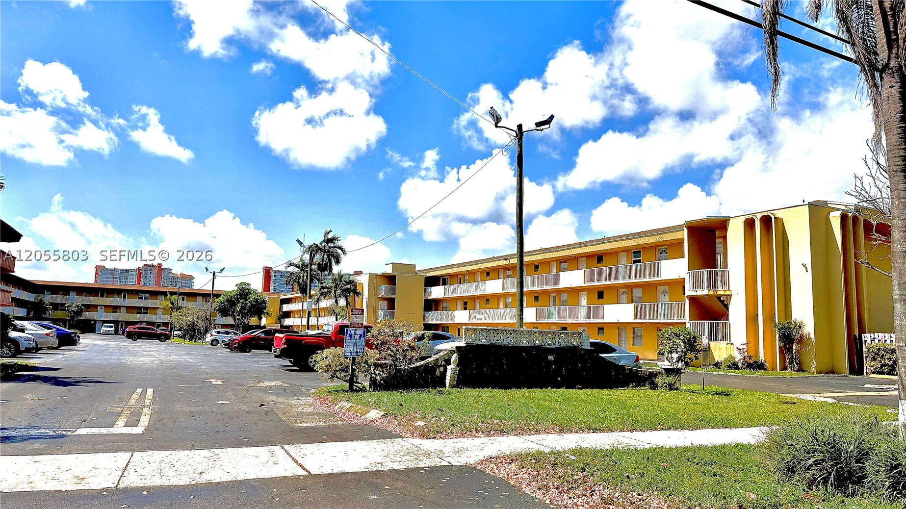 FIFTH FORUM CONDO - Residential Lease