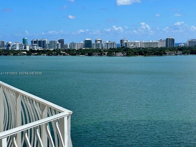 THE GRANDVIEW PALACE COND - Residential