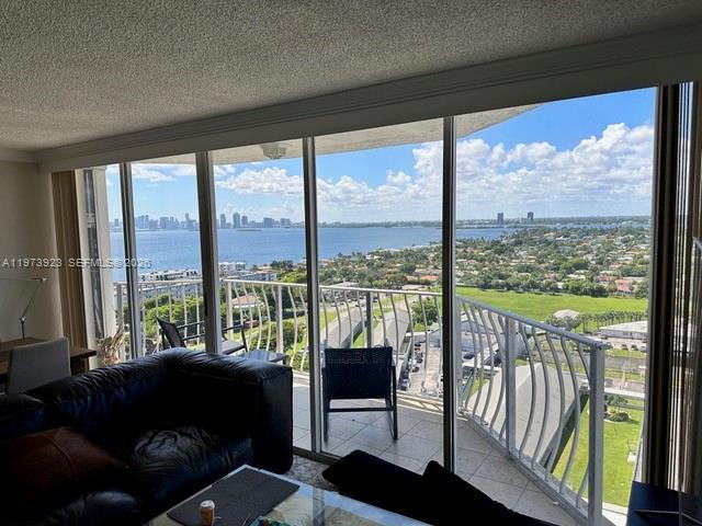 THE GRANDVIEW PALACE COND - Residential