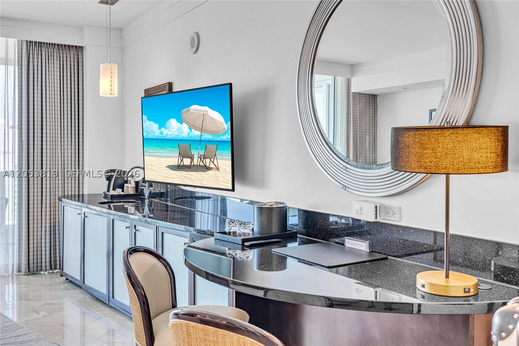 FONTAINEBLEAU III OCEAN C - Residential